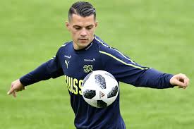 Captaining the schweizer nati multiple times are certainly proud moments for xhaka, and in terms of goals his emotional equaliser against serbia has to be his best. Die Schweizer Nati Im Training Telebasel
