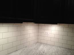 Light Gray Grout With Brick Pattern White Subway Tile Back Splash White Gray Quar White Subway Tile Backsplash Contemporary Kitchen Design White Subway Tile