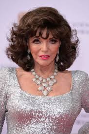 Joan collins sieht den grund für ihr frisches aussehen in ihren genen und dankt ihren eltern für ihre andauernde jugend. Denver Clan Star Joan Collins So Toll Sieht Sie Mit 83 Jahren Aus