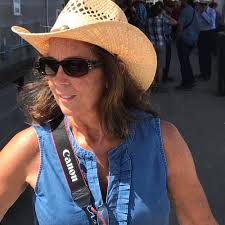 Anyone have a Genie lift or cherry picker? A kid crashed a remote control  plane very high in one of our trees (in Mims) and then I got my drone stuck  up