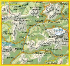Powyżej znajduje się mapa z zimowym planem jazdy skibusa. 06 Val Di Fassa E Dolomiti Fassane Tabacco Editrice