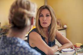 À 40 ans, stéphanie est contrainte de retourner vivre chez sa mère. Retour Chez Ma Mere 2016 Imdb