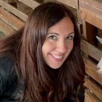 20+ "Sarah Petrone" profiles