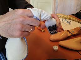 Hanger Project — #ShoeShineSunday with Marc Moura and his Insanely...