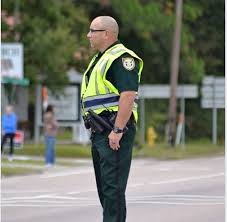 Sheriff's chaplain talks suicidal man down from overpass