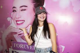 Let's show our support to Faye Peraya by engaging