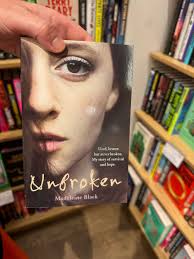 Madeleine Black (@madblack65)