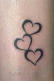 Kucuk Dovme Modelleri Tattoo Uclu Kalp Figurlu Kol Dovmeleri Little Heart Tattoos Family Heart Tattoos Heart Tattoo