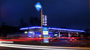 Därför måste man innan man tankar kontrollera både vad båtens motor och bränslesystem är konstruerade för. E10 Lohnt Sich Der Biosprit Fur Autofahrer Noch
