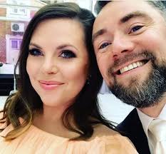 May 26, 2021 · aleksandra kwaśniewska opublikowała na instagramie zdjęcie, które zostało zrobione, gdy była mała. Aleksandra Kwasniewska Poznala Kube Badacha Dzieki Znanej Dziennikarce Nie Uwierzycie Kto Ich Zeswatal Obcas Pl