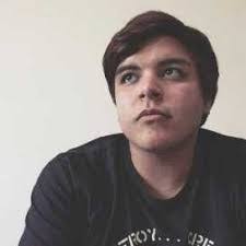 Alexis Conrad's Instagram, Twitter & Facebook