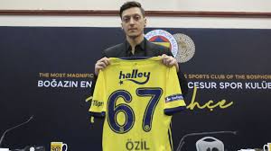Mesut ozil's transfer to fenerbahce has a possibility of around 50% currently (53% on transfermarkt.de). Why Has Mesut Ozil Selected Fenerbahce Squad No 67