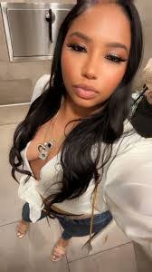 Monique Guerrero's Instagram, Twitter & Facebook