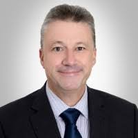 Andrew Lear's Instagram, Twitter & Facebook