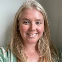 Danielle Cooney's Instagram, Twitter & Facebook