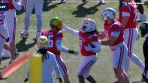 Tennessee Running Back Throws Wild Punches at Teammate After Brutal Cheap Shot in Warmups During Senior Bowl [VIDEO]