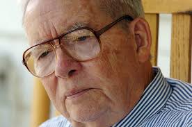 Wilmington's Hemenway Hall, home of board of education, burned in 1971