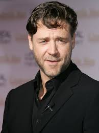 Road To The 73rd Golden Globes, Style: Smoky Eyes, Sexy Hair