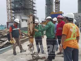 Keselamatan kerja adalah keselamatan yang berkaitan dengan mesin, pesawat, alat kerja 4. Jkkp Keluar 90 Notis Larangan