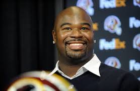 Washington Redskins: Albert Haynesworth's 5 Biggest Party Fouls