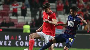 Check out his latest detailed stats including goals, assists, strengths & weaknesses and match ratings. Ruben Dias On The World S Roof Sl Benfica