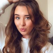 Sara Abels's Instagram, Twitter & Facebook