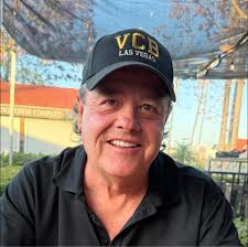 How much did the pay for Underwood? 🤣