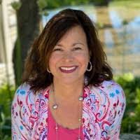 Elizabeth Eggert's Instagram, Twitter & Facebook