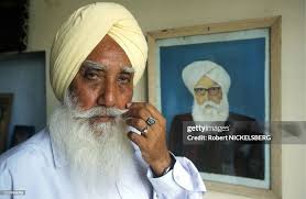 Beant Singh Sandhalwalia claims to be heir to Koh-I-Noor diamond In... News  Photo