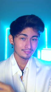 Makna Lagu Welcome to Wonderland