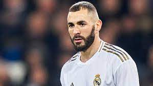 Benzema kini merdeka di madrid, lega karena ditinggal ronaldo? 6 Pemain Muslim Di Eropa Yang Menolak Minuman Beralkohol Indosport