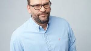 Michael Melling's Instagram, Twitter & Facebook