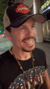 Thank you #austintexasthings #6street what a scene! Finally got food ! I  Love sharing vids of my travels