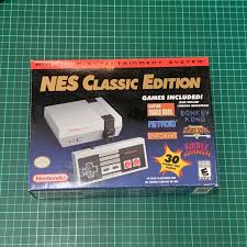 El super nintendo classic edition es un producto que por su propia selección de juegos vale completamente la pena. Nes Classic Edition Original Limited Video Gaming Video Game Consoles On Carousell