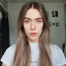 Sophie Maynard's Instagram, Twitter & Facebook