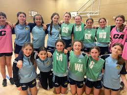 Suzanne Deery (@SuzanneDeery)