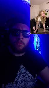 ¡Oh no! Mi gamer headset se cayó y ahora...