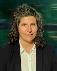 Natalie Perrault's Instagram, Twitter & Facebook