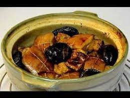 Clay Pot Glazed Gingered Pork Belly With Tofu Authentic Chinese Cooking Pork Roast Recipes Chinese Cooking Cantonese Food