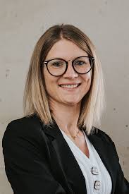 Ansprechpartner Zentrale • Kontaktdaten