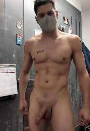 Smooth shaved nude stud - Nude Muscle Boys