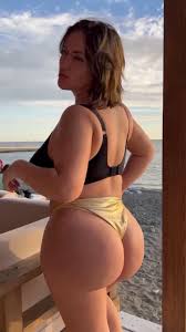 @olyria_roys video Tweet