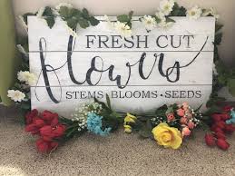 I came up with fresh flowers for my sign after seeing a similar fresh cut flowers sign at antique farmhouse, but the ideas are limitless (of course i hope you enjoyed making this fresh cut flowers diy dollar tree farmhouse sign and love saving money on farmhouse decor! Pin On Calligraphy