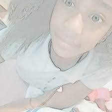 Nina Floyd's Instagram, Twitter & Facebook