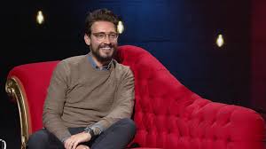 Türkiye'de katıldığı televizyon programları sayesinde tanınmaya başladı. Danilo Zanna Kendisi Hakkinda Bilinmeyenleri Anlatti Merkez Siyaset