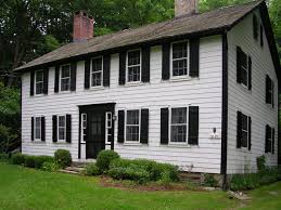 Black And White House Exterior White House W Black Gutters House Exterior White Exterior Houses White House Black Shutters