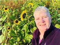 Cynthia Bly's Instagram, Twitter & Facebook