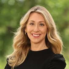 Kelly Hollabaugh's Instagram, Twitter & Facebook