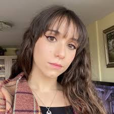 Andrea Sanz's Instagram, Twitter & Facebook