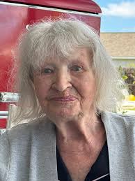 Joanna she's isn't as friendly as her sister and her wife ignorant #England  #cousin #auntieshouse